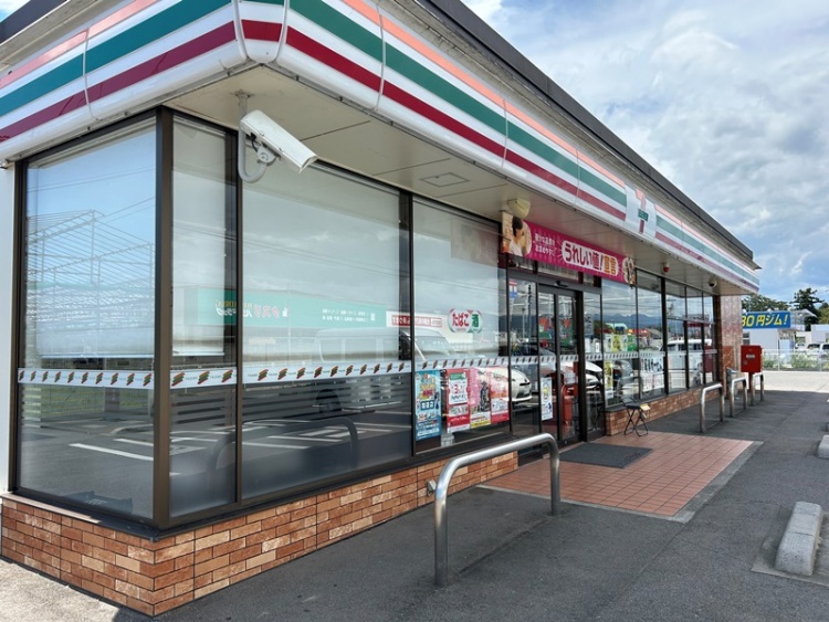 セブンイレブン福島伊達箱崎店