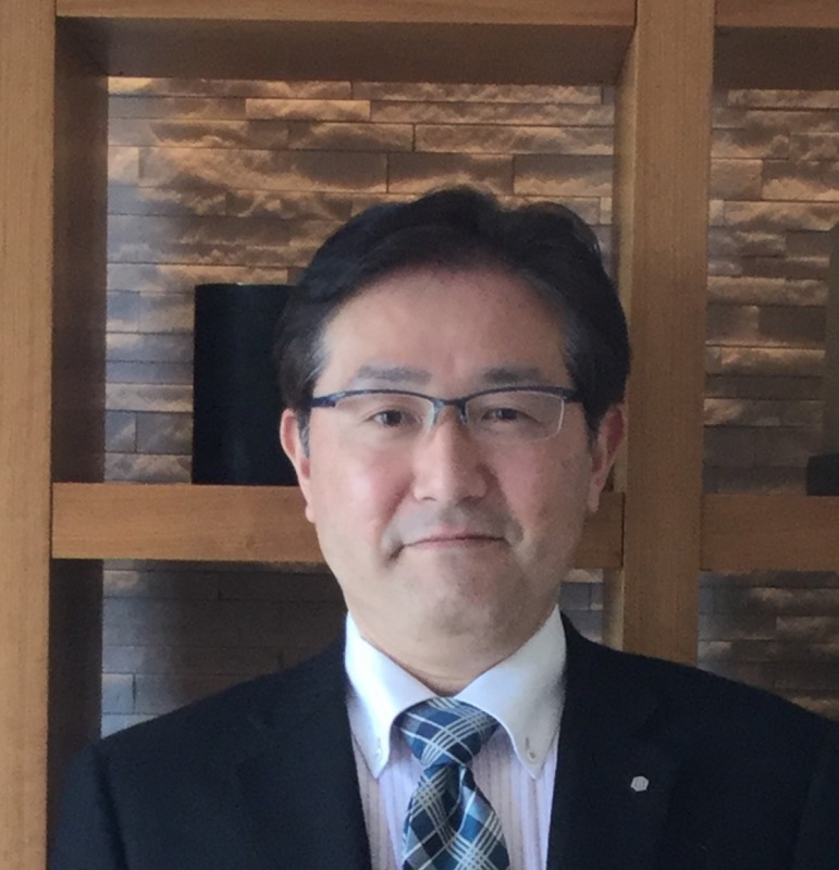三川展示場店長の写真です。