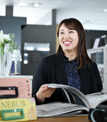 デザイナー 尾崎 礼奈